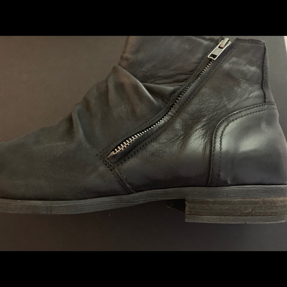Steve Madden Mens zipper ankle boot size 11